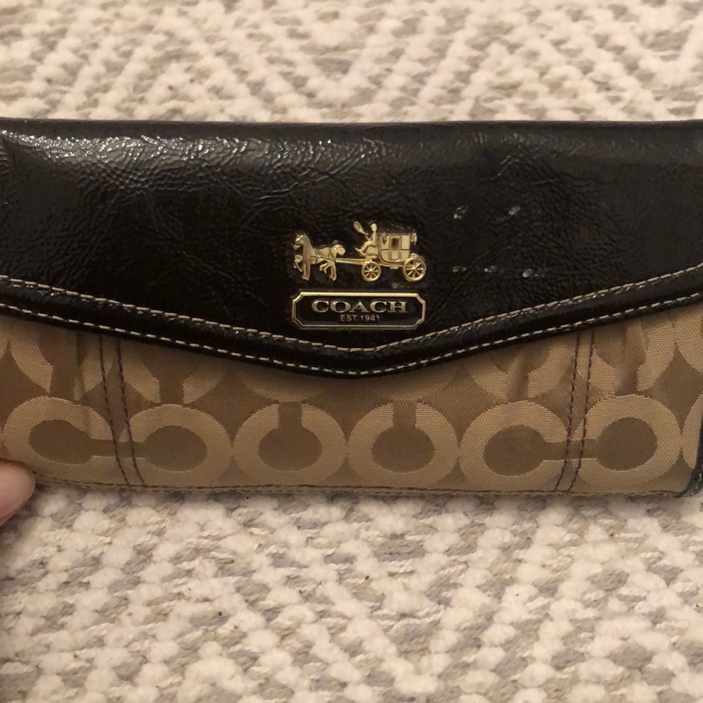 Coach Wallet - Picture 2 of 6